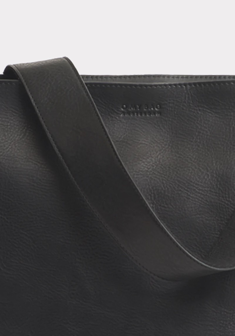 Olivia - Black Stromboli Leather