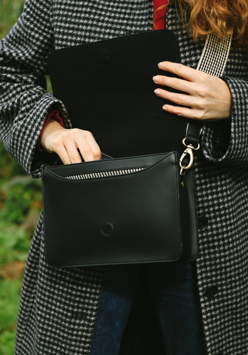 O My Bag - Handtasche Audrey Apple Leather Black