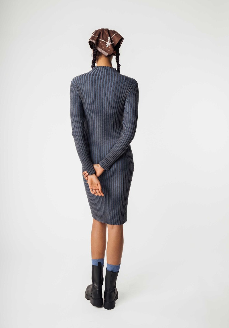 Tight Dress Anthrazit Strickkleid | Shivani Stone Knit RRREVOLVE Melange/Blue Rib