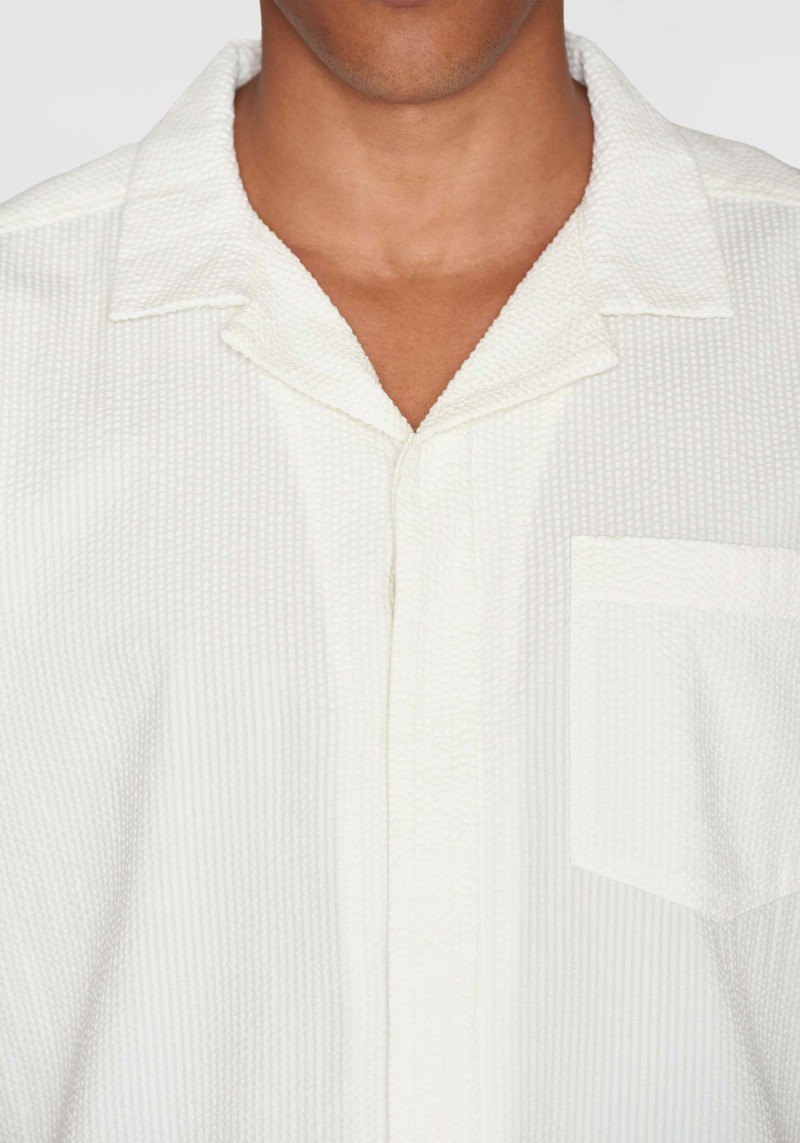 Hemd Box Fit Short Sleeve Seersucker Shirt Egret