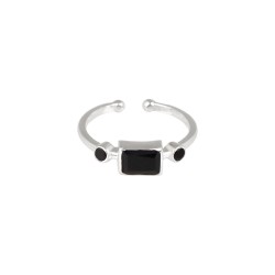 Ring Protsaah Rectangular Black Onyx and Side Stones Silver (RN-S-013-AG-BO)