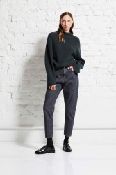Damen-Jeans Wunderwerk Collien Carrot Cropped Bleached Black 250