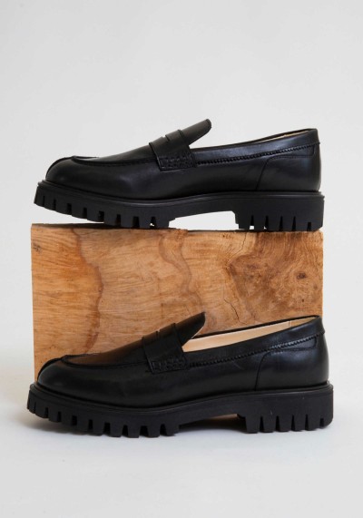 Schuhe Beaumont Organic Naples Loafer Black